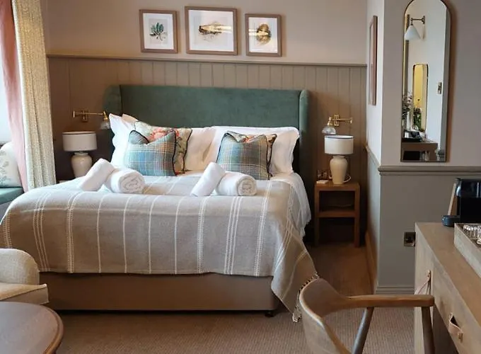 The Crown 3* Coniston